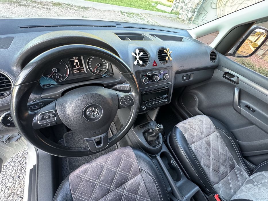 Volkswagen Caddy 2015