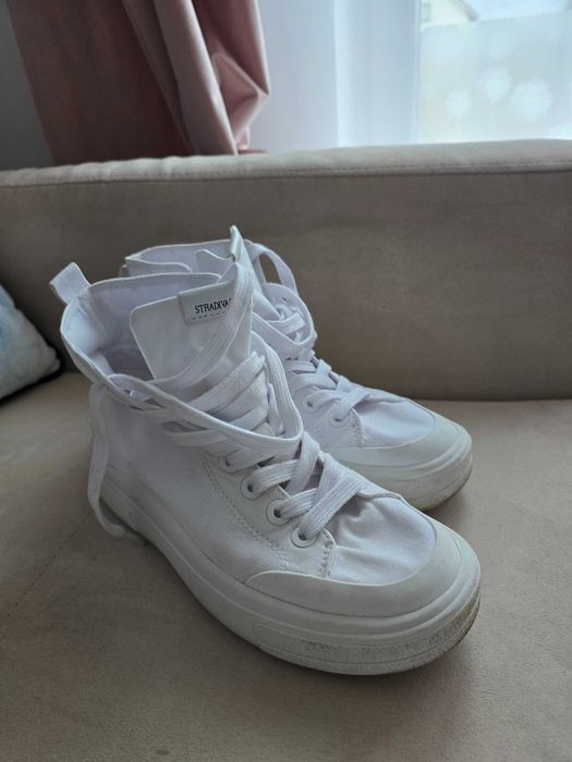 Trampki wysokie białe bawełna Stardivarius sneakers