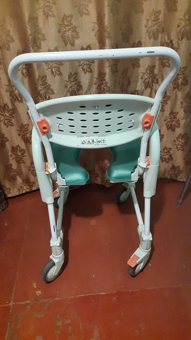 Кресло-туалет для пожилых и инвалидов