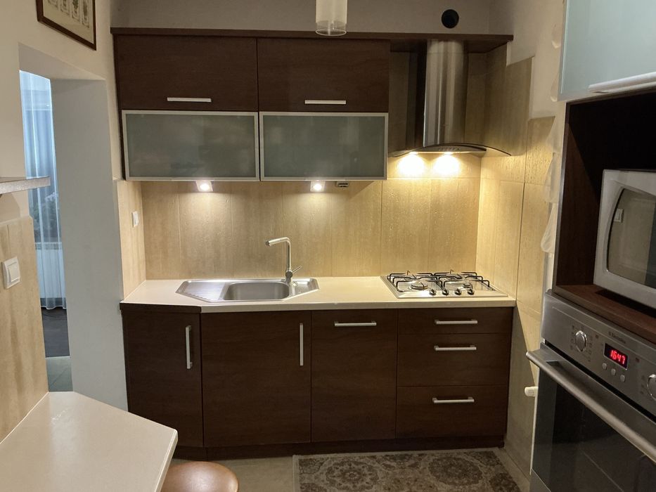 Meble kuchenne ze sprzętem AGD