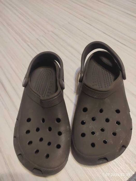 Oryginalne klapki chodaki Crocs Classic khaki brąz r 37 38