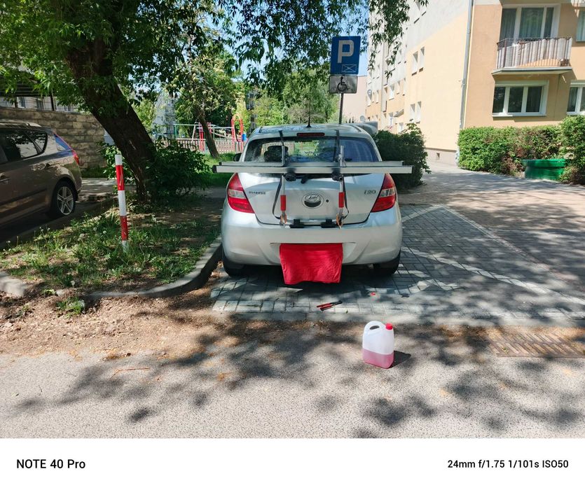 Bagażnik rowerowy na klapę auta