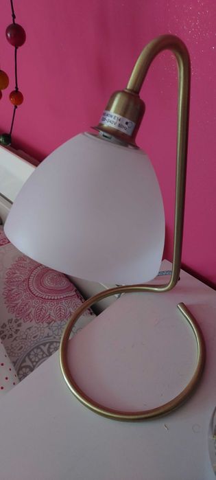 Złota piękna lampka