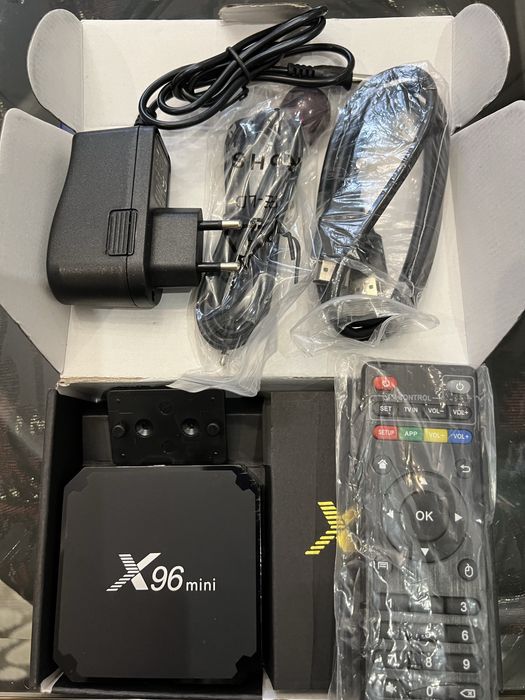 Смарт приставка  X96 mini tv box