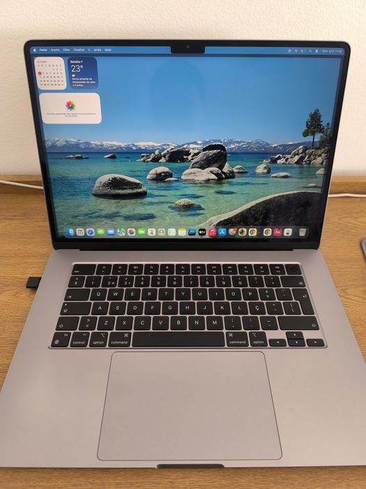 MacBook Air 15" M3 2024 | 8GB RAM | 256GB | Impecável