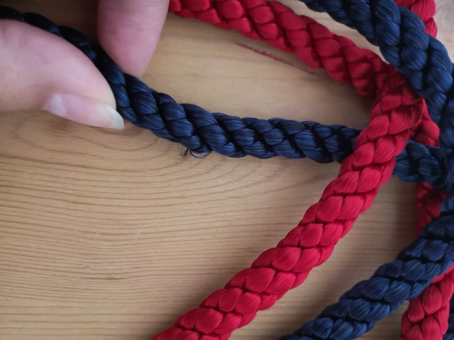 Cinto de atar com pompons