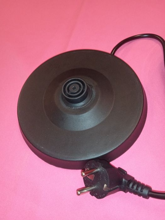 Электрочайник CROWNBERG