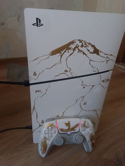 Терміново: продаж PS5 5 Slim Blu-ray (Ghost of Yotei Limited Edition)
