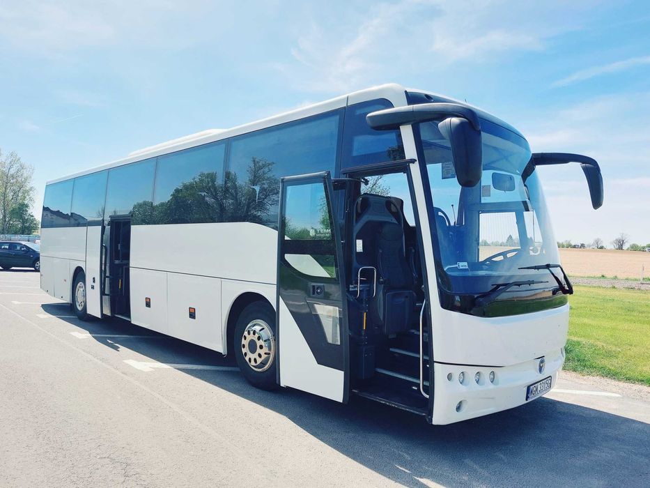 Wynajem autokarów, przewozy autokarowe, pracownicze, autobusy, autokar