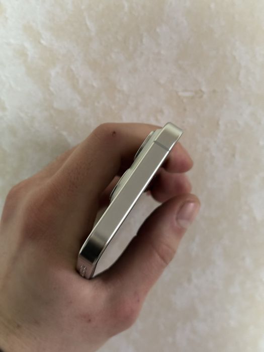 iPhone 15 Pro 256GB White Titanium — чудовий стан, 89% батарея, Айфон