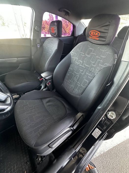 Продам Kia Rio 2013