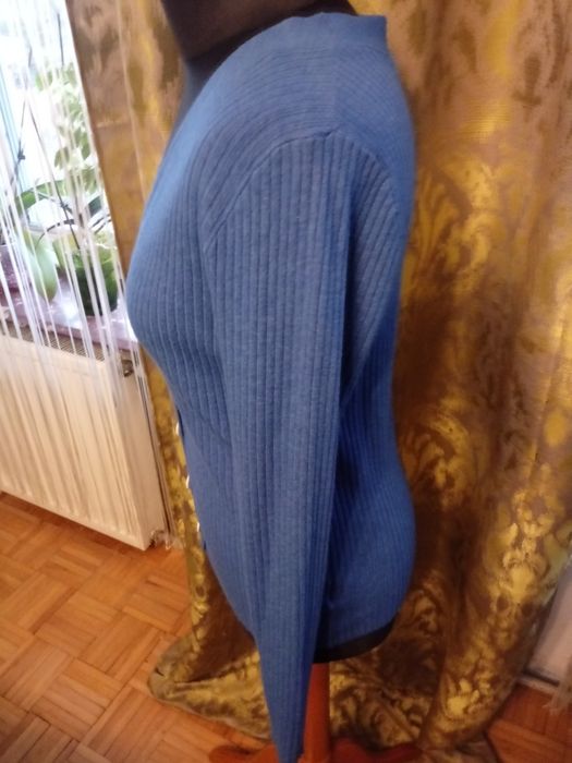 Sweter damski niebieski rozmiar 38 firma Shein