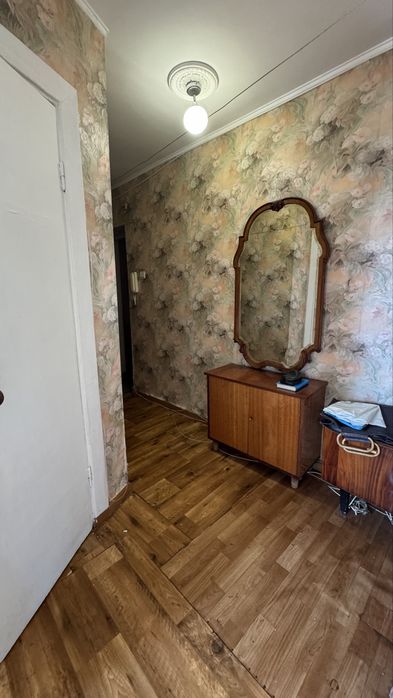 Продам 2-х комнатную квартиру на Черемушках, Комарова