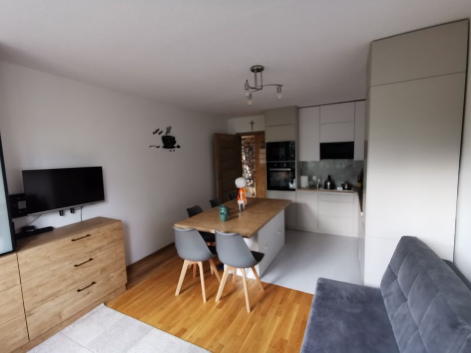 Mieszkanie 60m2 4 pokoje super lokalizacja