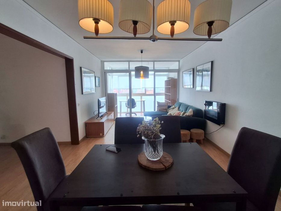 Apartamento, para arrendamento, Cascais - Carcavelos e Parede