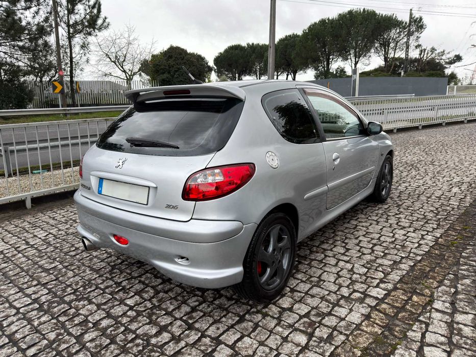 Peugeot 206 1.6 HDI *Look GTI*
