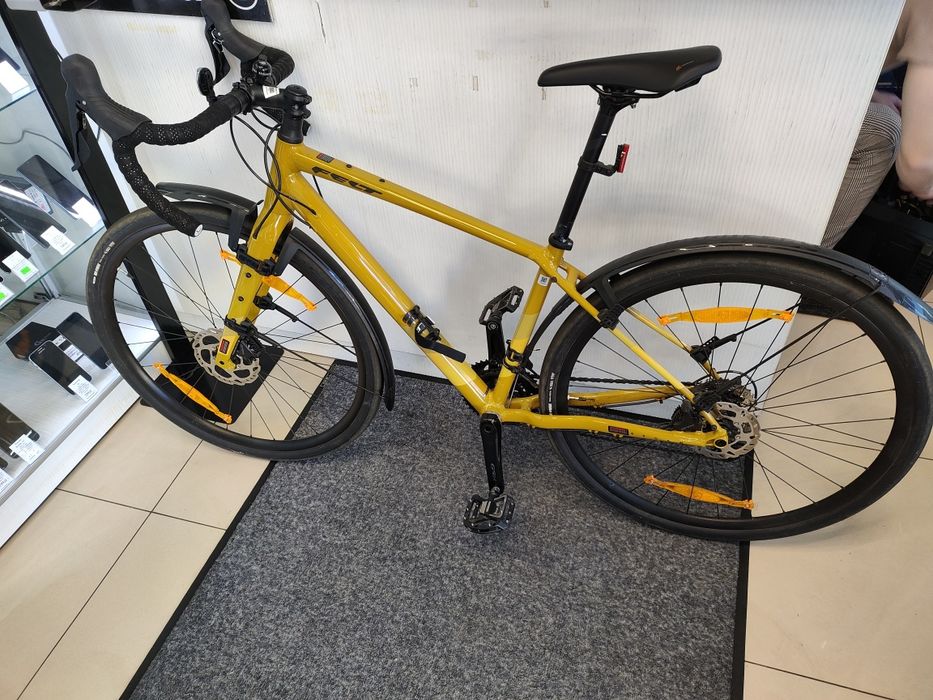 W2//Felt/ Broam 30 12s Rower/ Szczecin