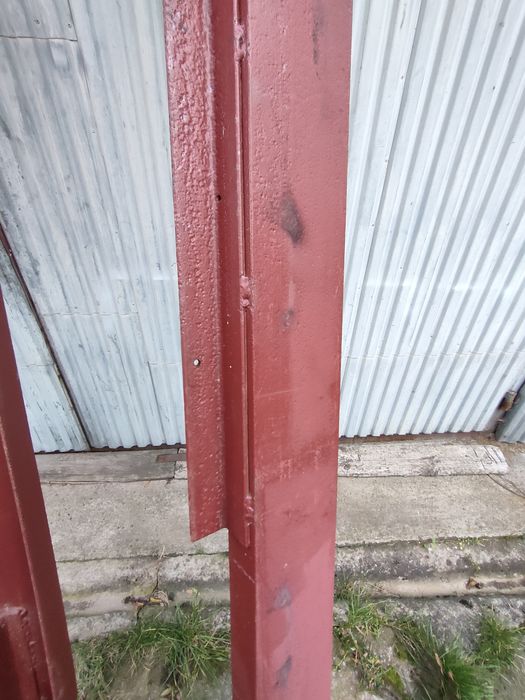 Słupki do bramy - ceownik