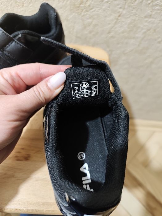 Кросівки Fila, 33 розмір