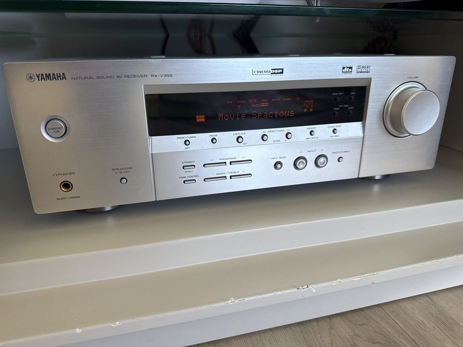 Vendo  Home Cinema YAMAHA 5.1 + Receiver