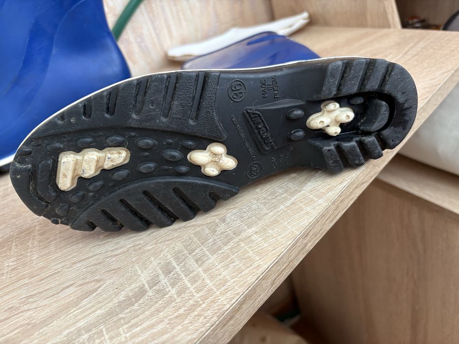 Резиновые сапожки в отличном состоянии