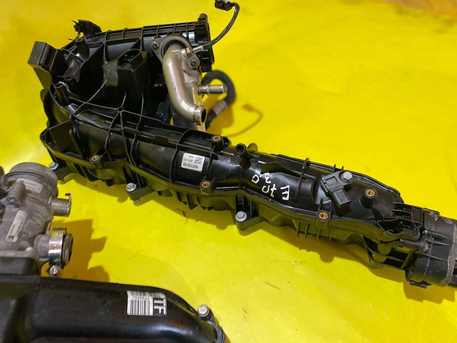 Коллектор Впускной BMW X5 E70 3.0d m57n2 N57 Колектор Впускний БМВ Х5
