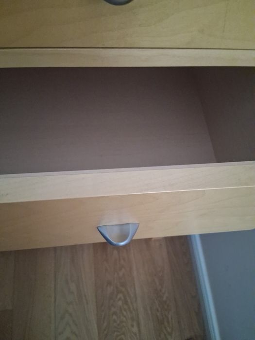 Oddam za darmo komodę drewnianą