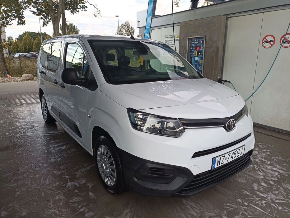 Toyota Proace City Verso Toyota Proace City Verso 1.5 D 102KM Manual LONG L2 drzwi przesuwne