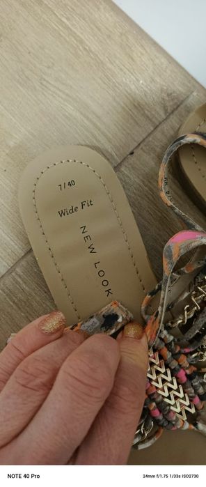 Sandały damskie New Look 40