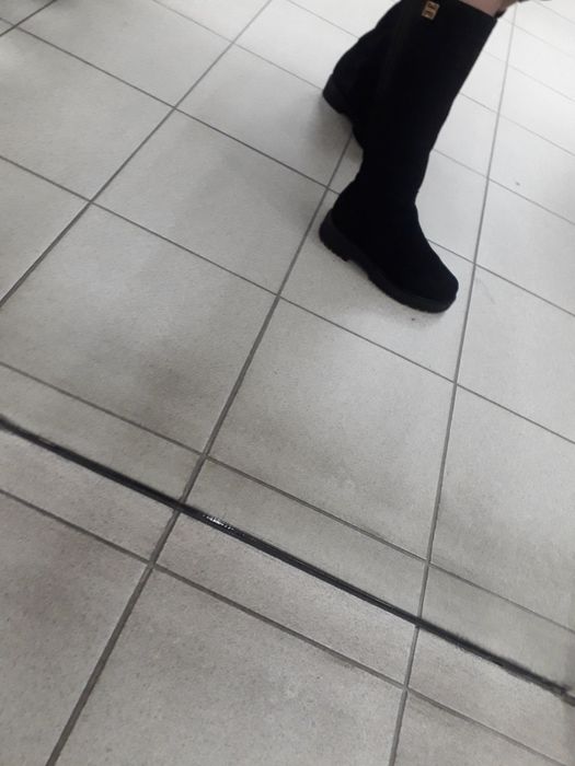 Замшеві сапоги на меху майже нові гарний стан