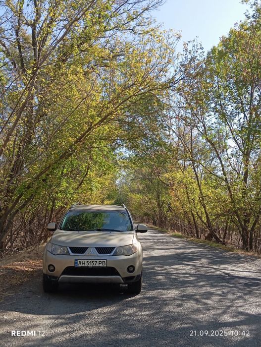 Продам Mitsubishi Outlander XL