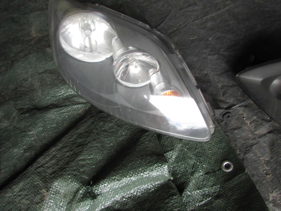 Lampy przednie vw Golf 5 Plus