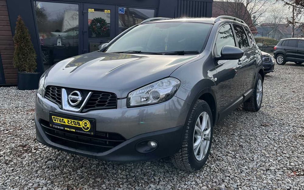 Nissan Qashqai+2 2012