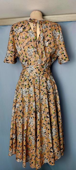 Sukienka letnia z wiskozy roz. 40/42/44