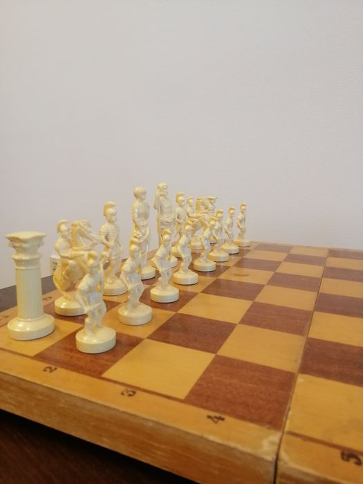 Шахи, шахматна дошка