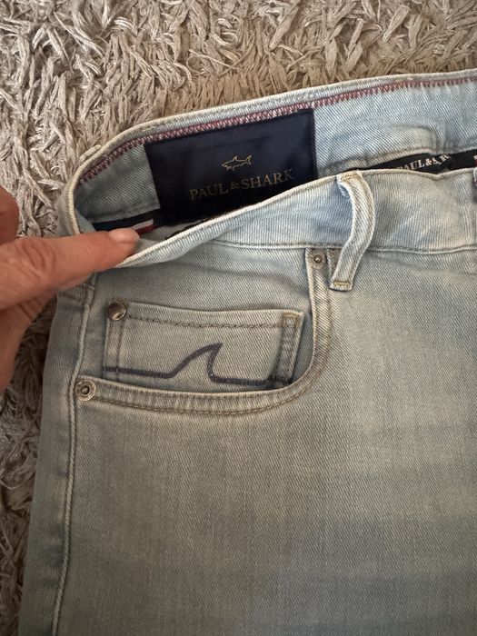 Продам джинсы  Paul Shark оригинал