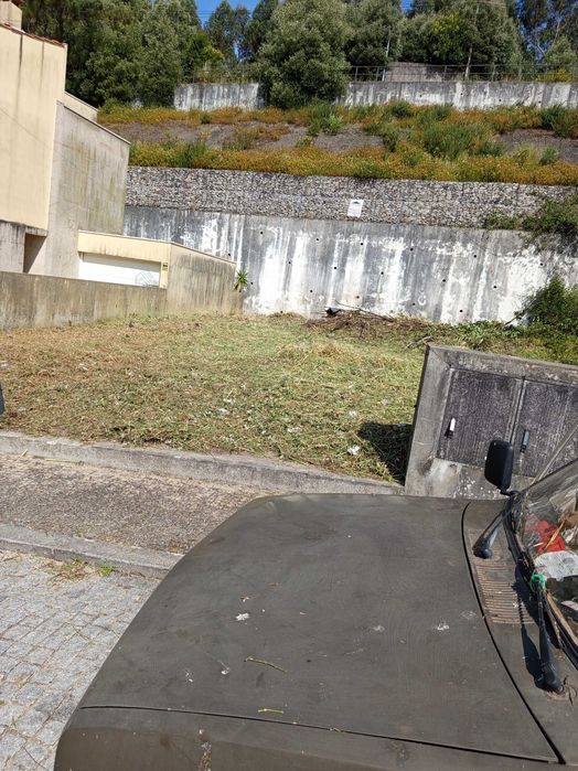 Jardins  limpeza terrenos