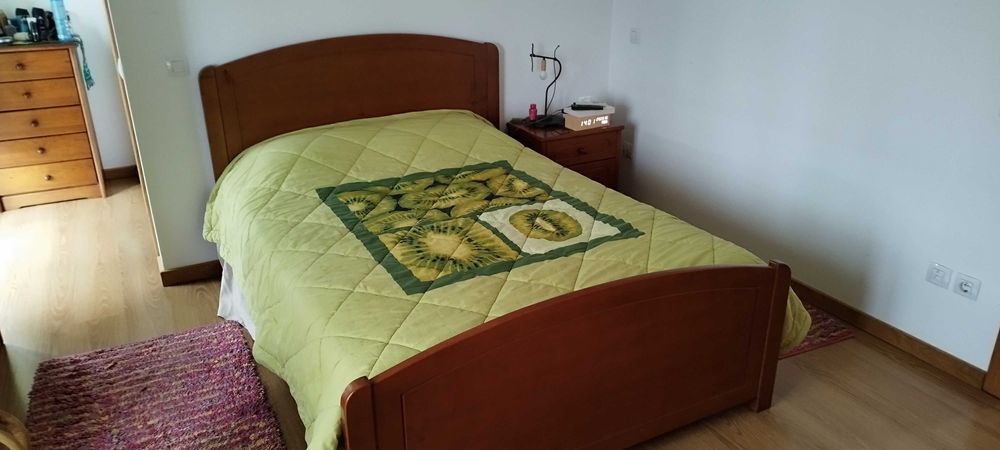 Conjunto de Moveis em madeira de carvalho