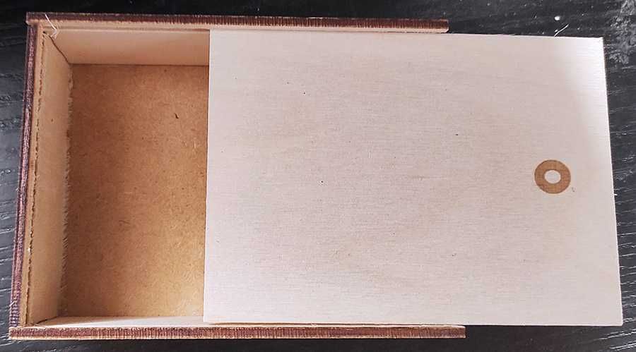 pudełko drewniane na biżuterię, obrączki 10 szt