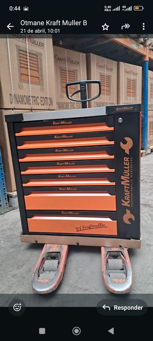 Carinho de Fermentes com 7 gavetas 6 cheias 1 vazia