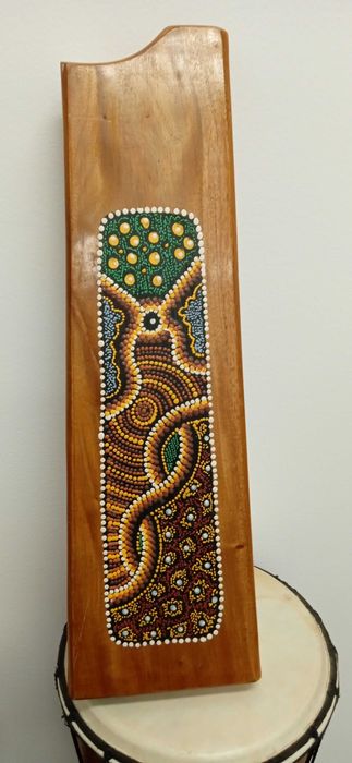 Instrumentos tradicionais da Índia e África percurcao como novos