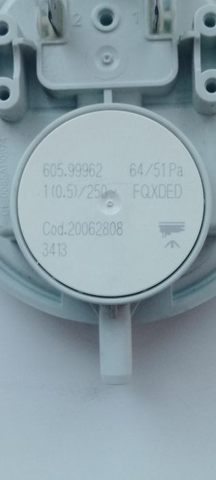 Реле тиску ( пресостат) для газового котла Беретта сіті 24