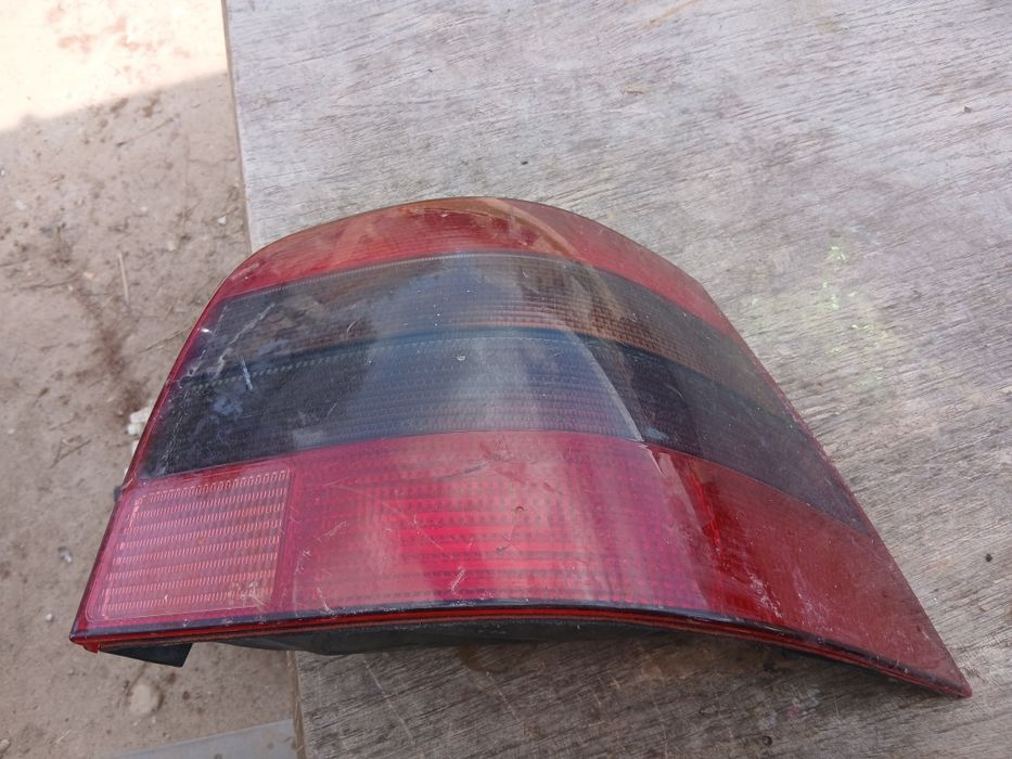 Lampa golfa 4. Tylna