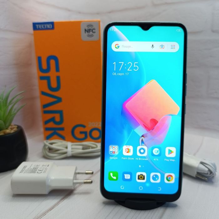 Продам телефон Tecno Spark Go 2022 2/32Gb NFC в гарному стані