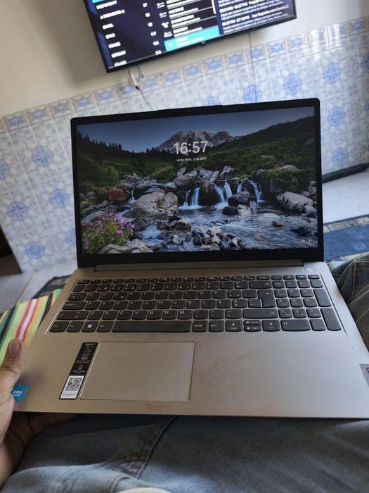 Lenovo portátil usado
