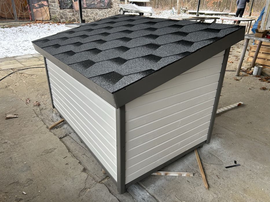 Велика утеплена собача буда для собак будка