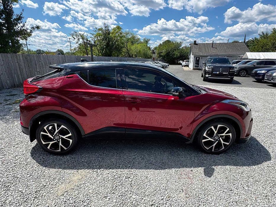 Toyota C-HR      2017