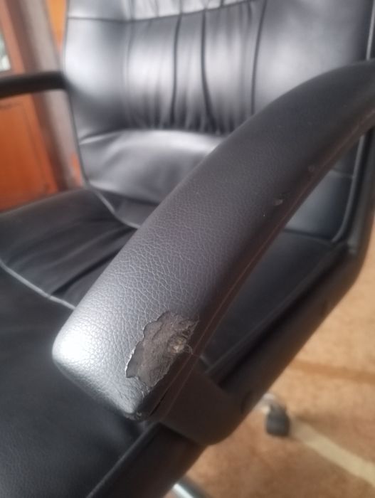 Продам офисное кресло