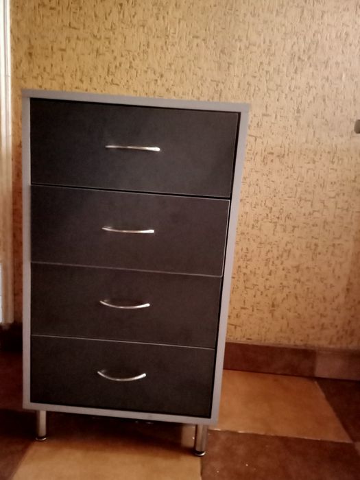 Меблі на замовлення. Пенали, шафи купе, ліжка, кухні та інше