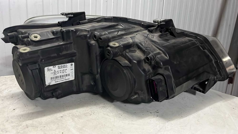 Farol esquerdo Volkswagen Polo de 2009 a 2014